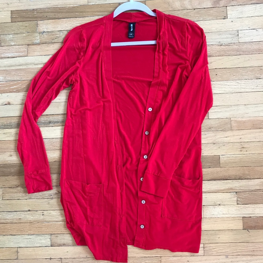 Lipstick 💄 Red Cardigan